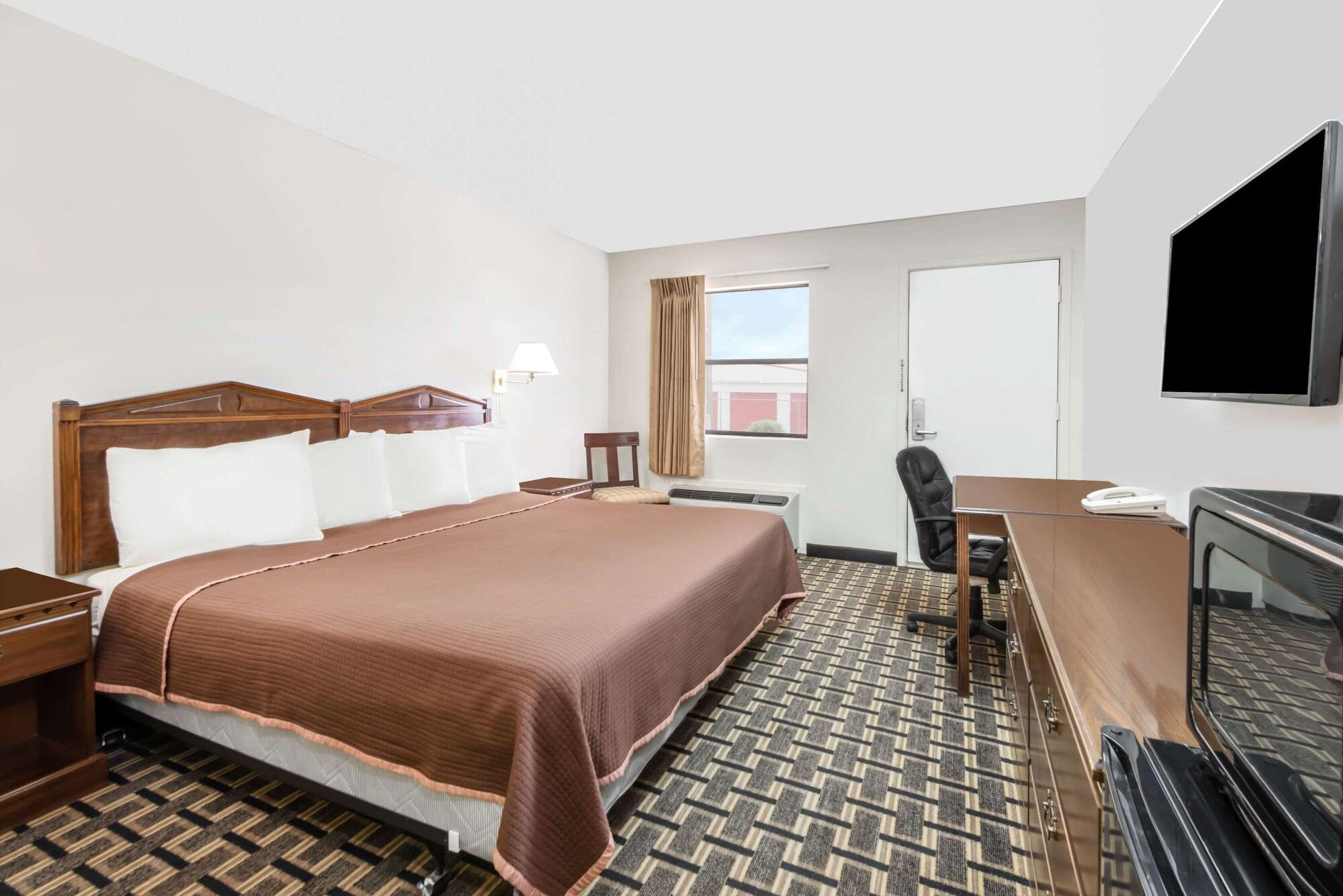 Knights Inn - Slaton Bagian luar foto