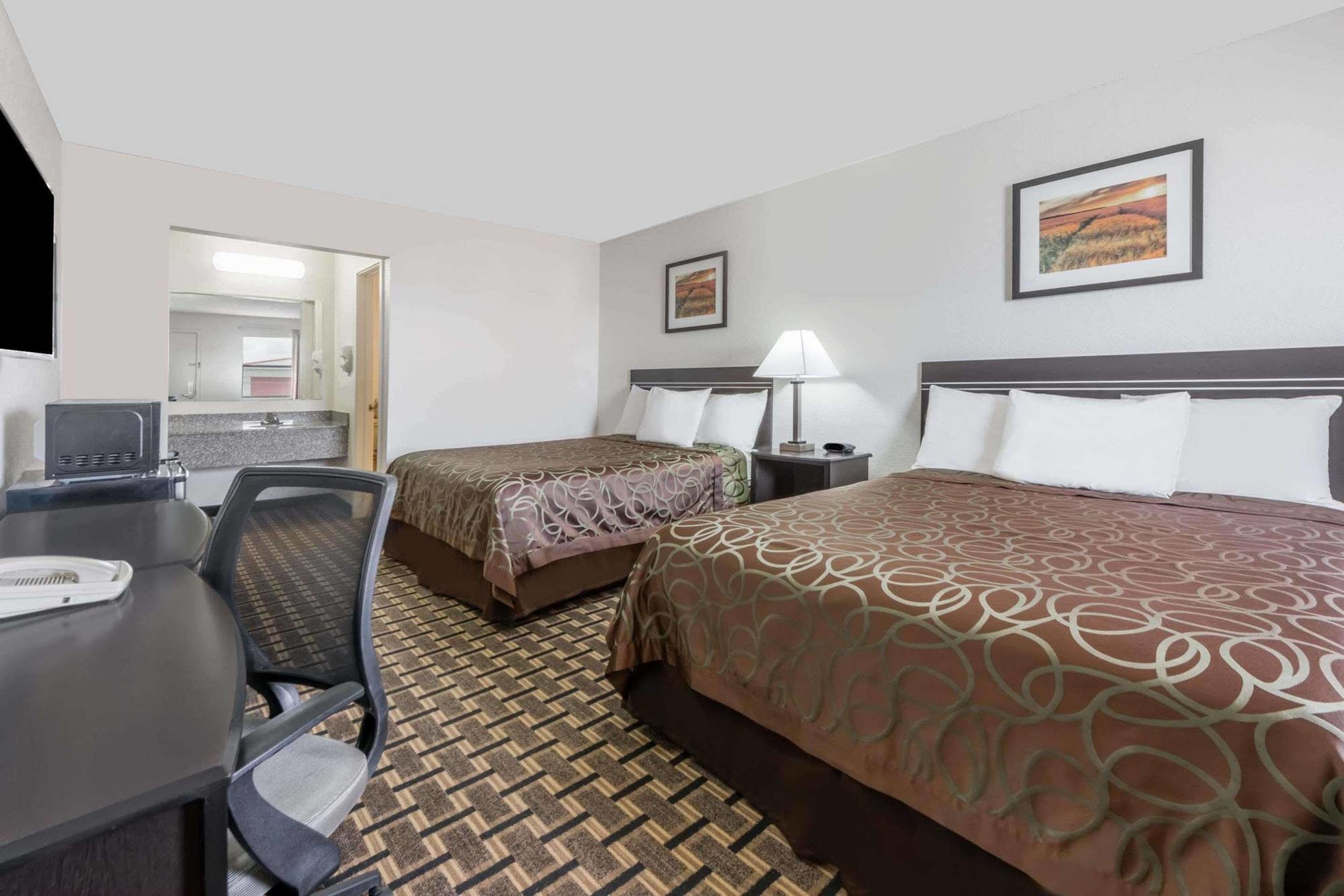 Knights Inn - Slaton Bagian luar foto